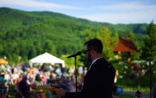 Devils Backbone Brewery Basecamp music