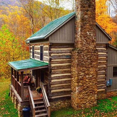 Cabins at Crabtree Falls