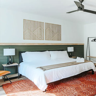 gray-pine-lodge